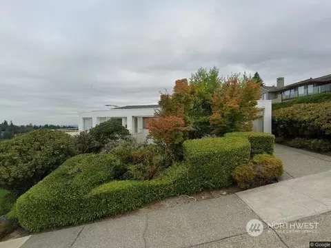 5416 143rd Ave SE, Bellevue, WA 98006