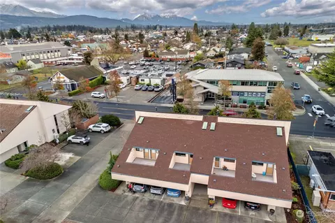 View/Area - 300 N Sequim Ave #18, Sequim, WA 98382 photo 3 of 4