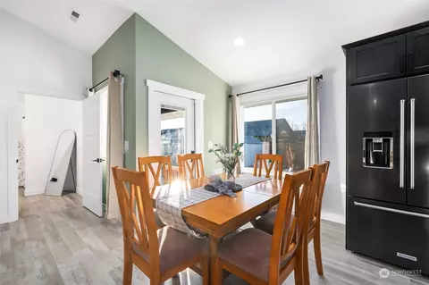 Dining - 1205 Ashlynn Ct, Everson, WA 98247 photo 2 of 3