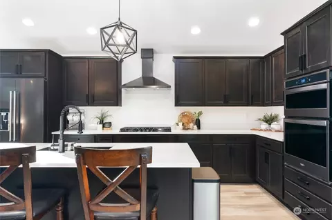 Kitchen - 1205 Ashlynn Ct, Everson, WA 98247 photo 4 of 4