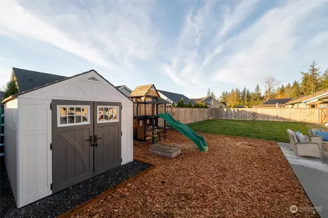 Exterior - 1205 Ashlynn Ct, Everson, WA 98247 photo 6 of 8