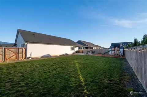 Exterior - 1205 Ashlynn Ct, Everson, WA 98247 photo 4 of 8