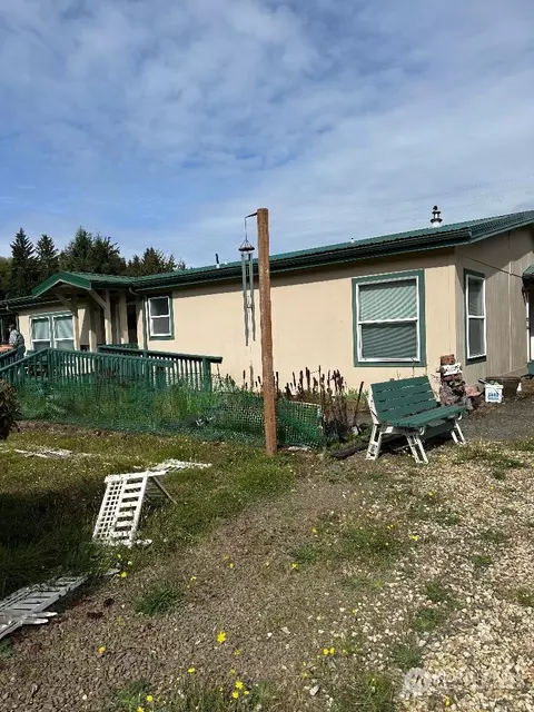 443 Salmon Crk, Naselle, WA 98638