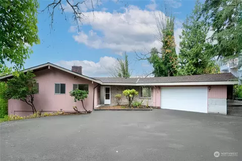 11720 SE 77th Pl, Newcastle, WA 98056