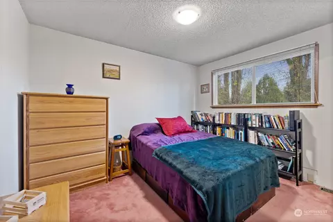 Bedroom - 21817 7th Pl W, Bothell, WA 98021 photo 1 of 2