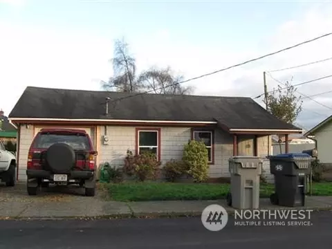 360 N Maple St, Aberdeen, WA 98520