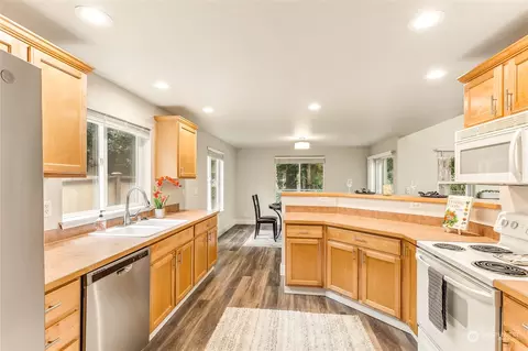 Kitchen - 18921 1st Ave SE, Bothell, WA 98012 photo 3 of 3