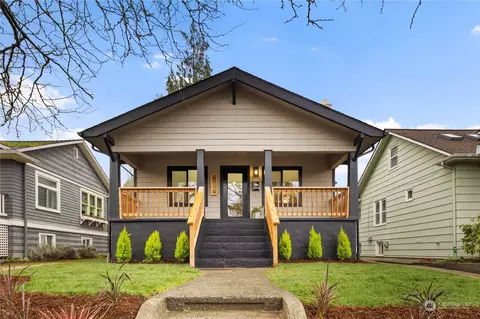 6716 Sycamore Ave NW, Seattle, WA 98117