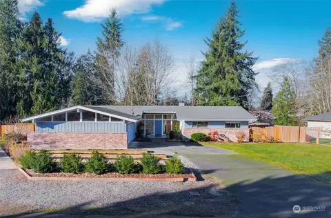 7904 56th Dr NE, Marysville, WA 98270