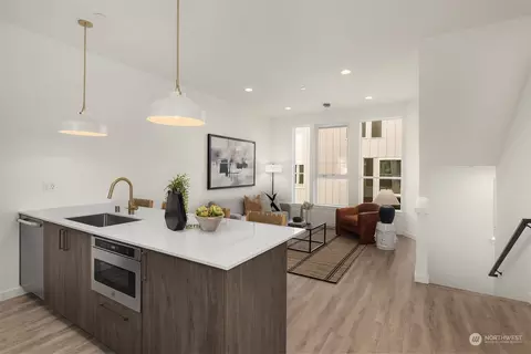 207 11th Ave E, Seattle, WA 98102 photo 5