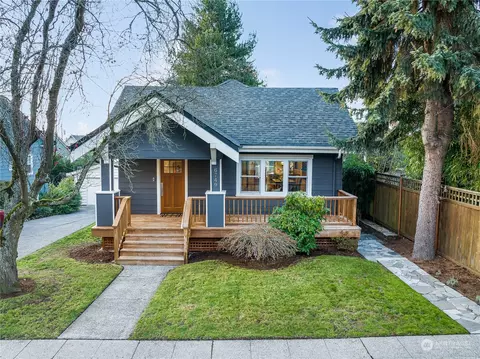 6749 1st Ave NW, Seattle, WA 98117