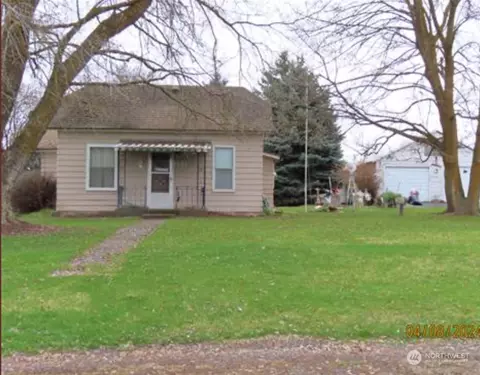 103 W Oak St, Almira, WA 99103