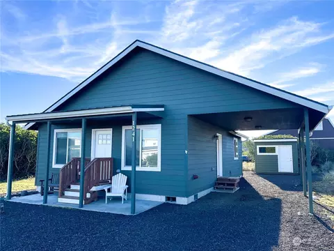1241 Storm King Ave SW, Ocean Shores, WA 98569