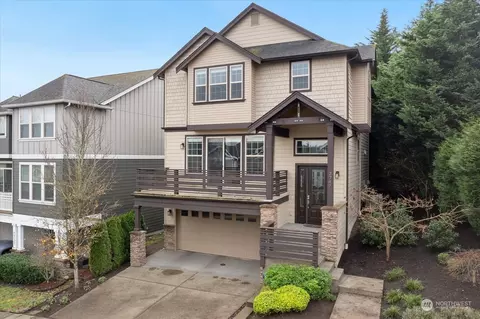 2747 NW Pine Cone Pl, Issaquah, WA 98027