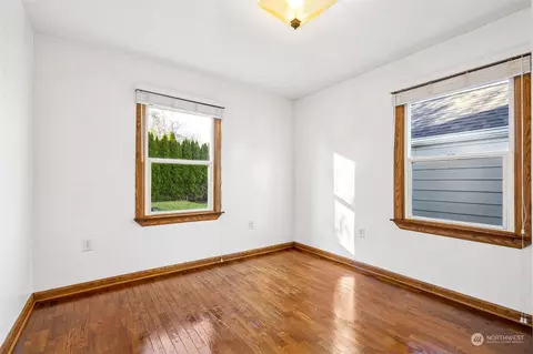 806 Valley Ave E, Sumner, WA 98390 photo 8