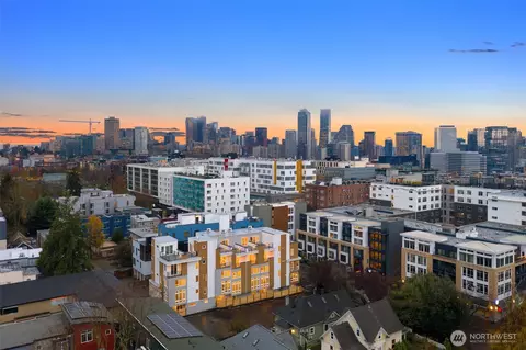 222 G 10th Ave E, Seattle, WA 98102