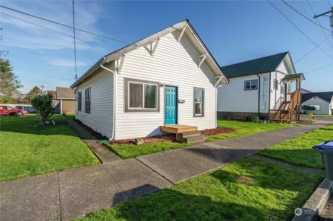 114 S Washington St, Aberdeen, WA 98520