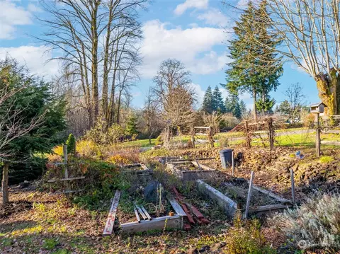 Exterior - 322 Stearns Rd, Chehalis, WA 98532 photo 13 of 14