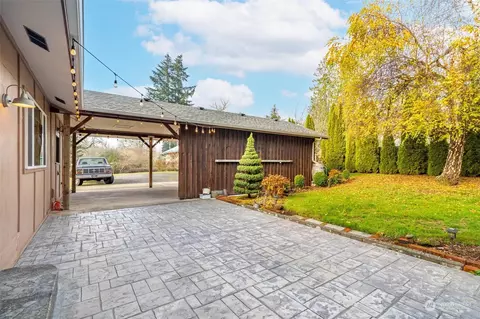Exterior - 322 Stearns Rd, Chehalis, WA 98532 photo 6 of 14