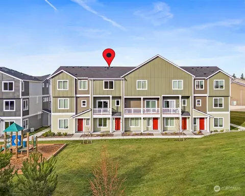 3235 Juno Ct NE #D, Lacey, WA 98516