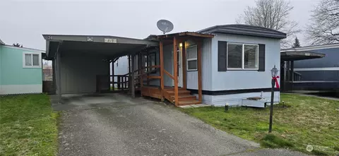 819 E 204th St E #20, Spanaway, WA 98387