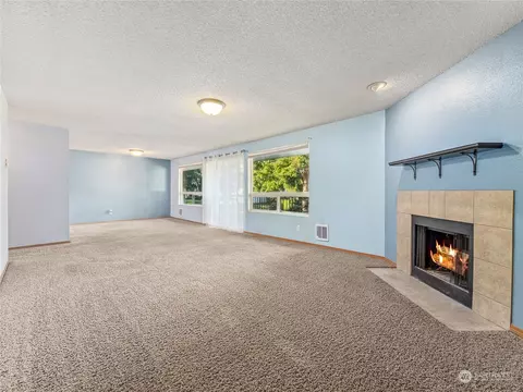 1836 SW 318th Pl #22D, Federal Way, WA 98023