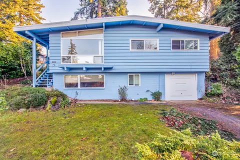 14009 SE 37th Pl, Bellevue, WA 98006