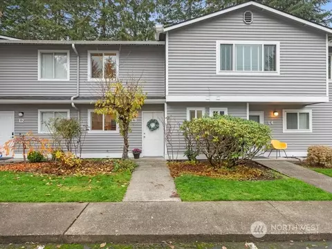 1526 192nd St SE #L3, Bothell, WA 98012