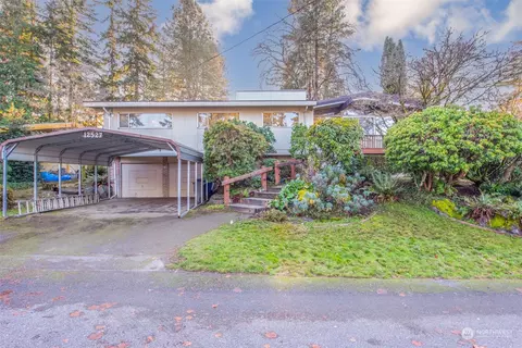 12527 SE 52nd St, Bellevue, WA 98006