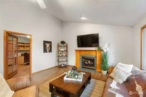 Living - 14716 155th St E, Orting, WA 98360 photo 3 of 3