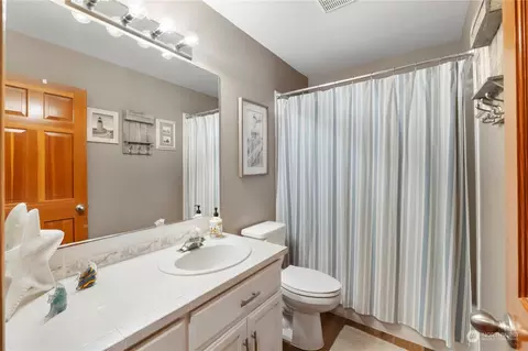 Bath - 14716 155th St E, Orting, WA 98360 photo 5 of 5