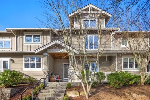 35324 SE Ridge St #B, Snoqualmie, WA 98065