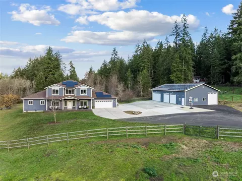 281 SW Spruce Rd, Port Orchard, WA 98367
