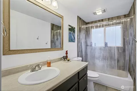 17415 8th Avenue Ct E, Spanaway, WA 98387 photo 6