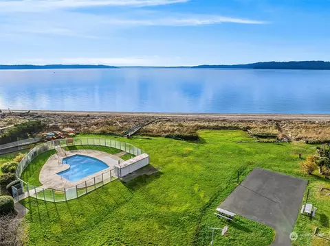 23007 Marine View Dr #B106, Des Moines, WA 98198