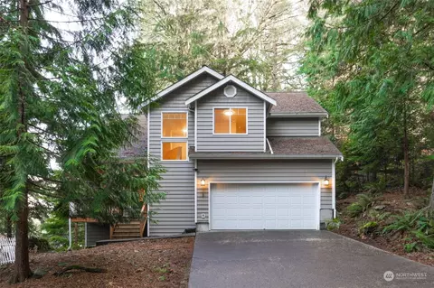 3 Rocky Ridge Dr, Bellingham, WA 98229