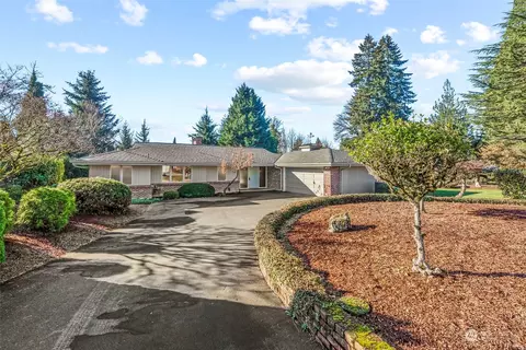 2307 Cascade Way, Longview, WA 98632