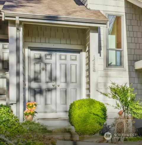 14639 NE 35th St #J20, Bellevue, WA 98007