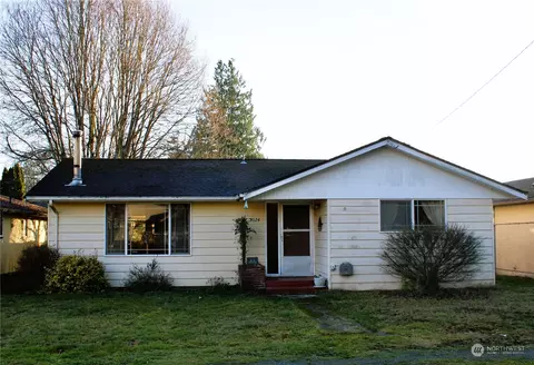 Exterior - 2024 Monroe Ave, Everett, WA 98203 photo 5 of 5