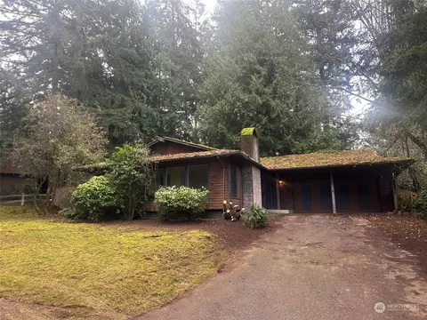 105 Aires Pl NW, Issaquah, WA 98027
