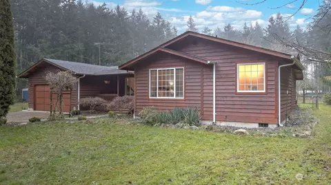 3902 Christensen Muck Rd E, Eatonville, WA 98328