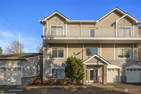 14140 SE 171st Way #E201, Renton, WA 98058