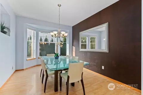Dining - 8609 NE 201st Pl, Bothell, WA 98011 photo 2 of 2