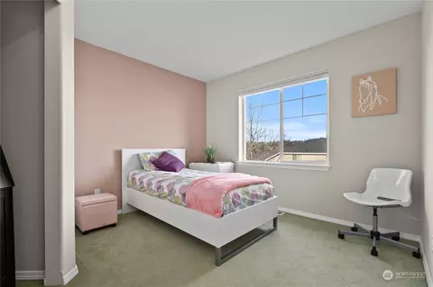 Bedroom - 8609 NE 201st Pl, Bothell, WA 98011 photo 4 of 4