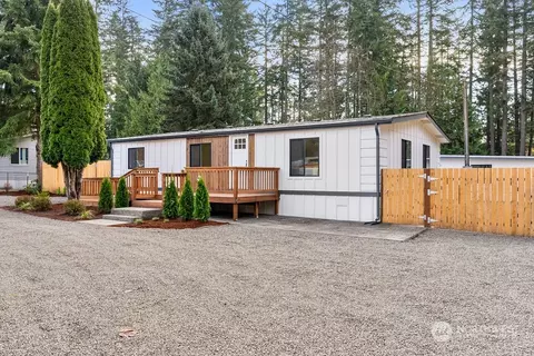 4886 SE Horstman Dr, Port Orchard, WA 98366