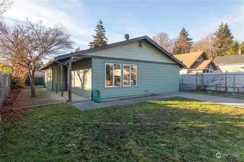 6412 S Mason Ave, Tacoma, WA 98409