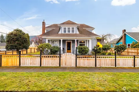 335 Bennett St, Sedro Woolley, WA 98284