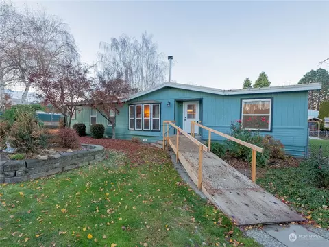 1506 12 Maple St, Wenatchee, WA 98801