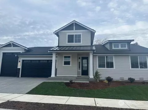 1051 Okerlund Dr, Enumclaw, WA 98022