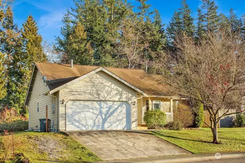 4402 Lateener Ln, Blaine, WA 98230